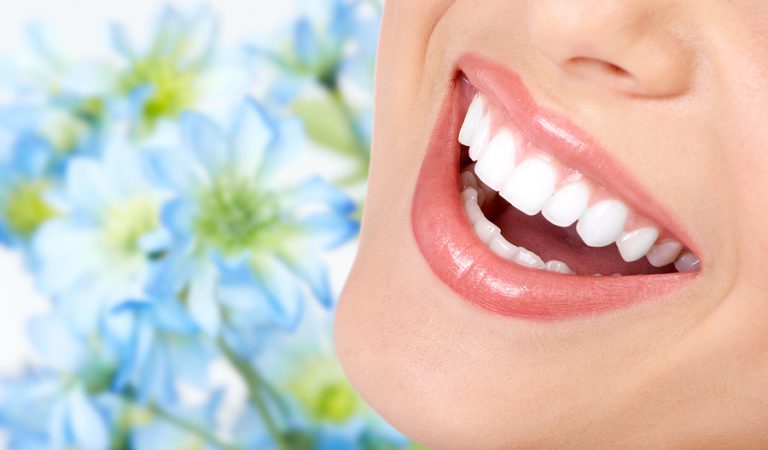 How to Get Your Smile Back With Dental Implants?